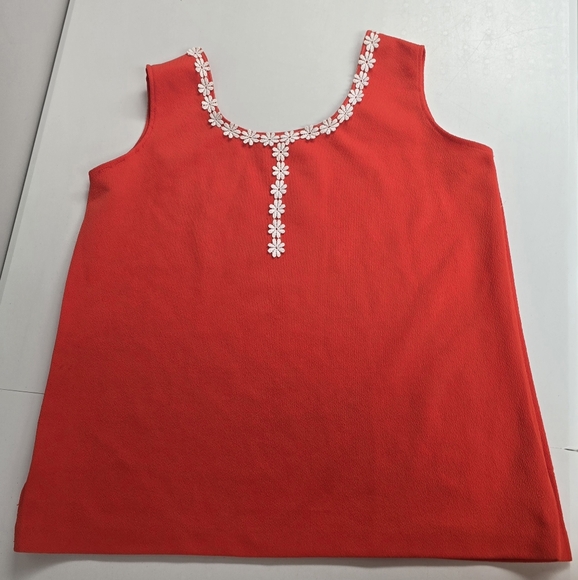 D Original Tops - 5 FOR $20 1950's Vintage Red Top with White Floral Embroidery Size L